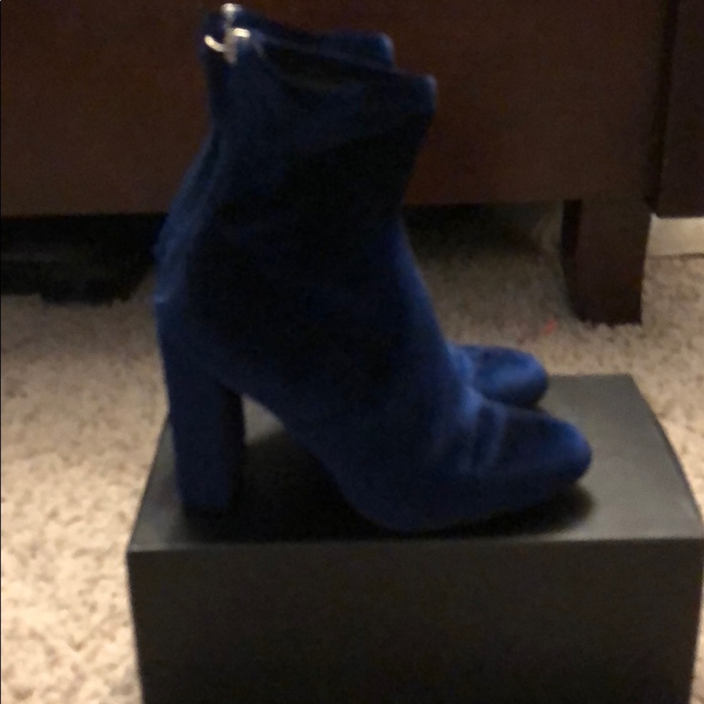 Steve Madden velvet booties